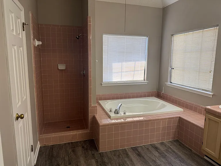 1944 Woodrun Dr — Photo 33