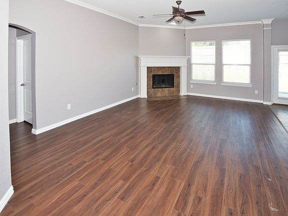 3rd image of 5420 Hampshire Dr