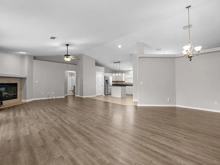 2081 Seagrape Dr — Photo 10