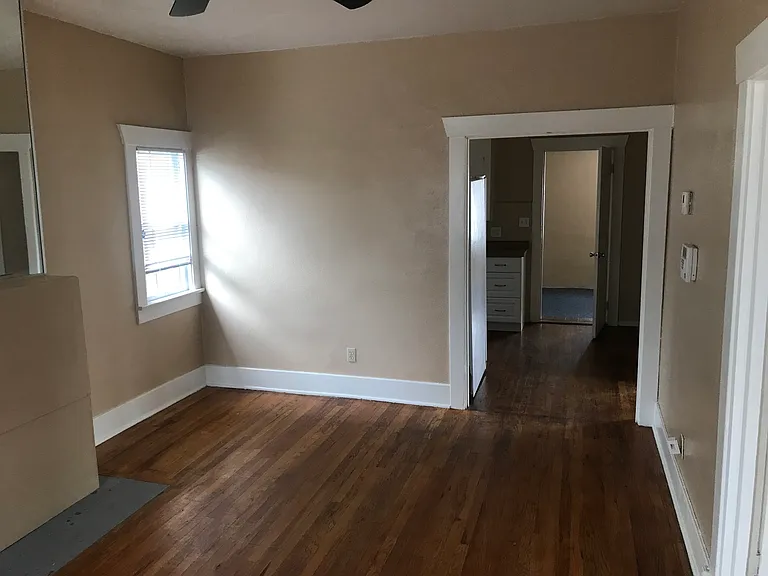 1338 N Euclid Ave — Photo 40
