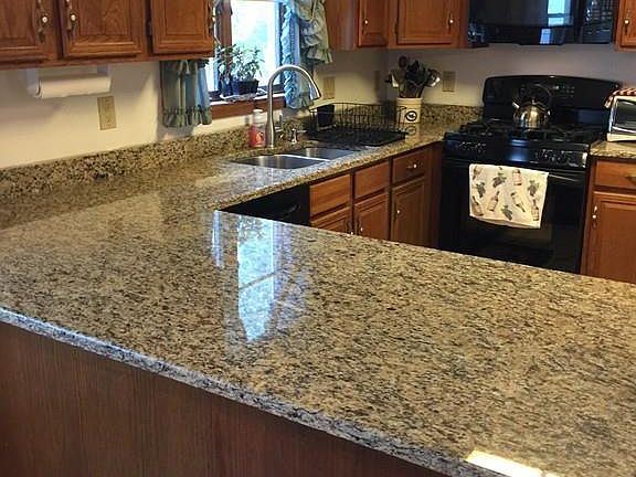 5th image of 21 Bennett Cir