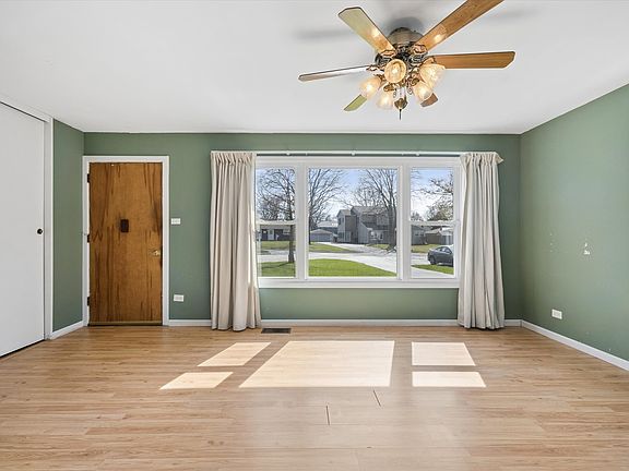 4th image of 2904 Stork Ct