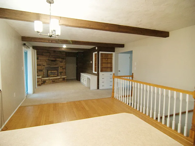 147 N 3900 E — Photo 7