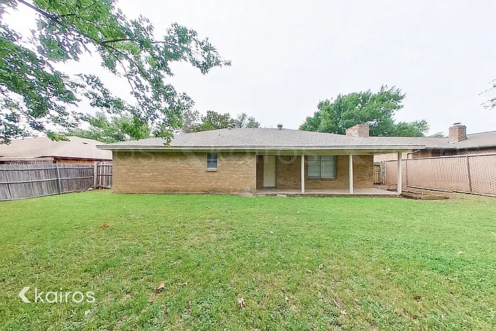 7148 Misty Meadow Dr S — Photo 15