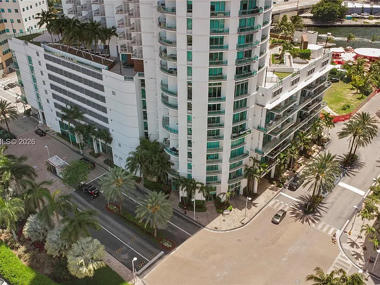 350 S Miami Ave #312 — Photo 48