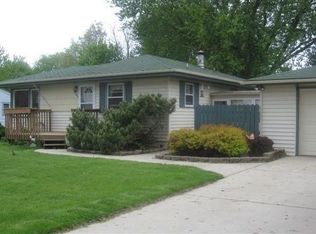 109 S 7th Ave, Brandon, SD 57005