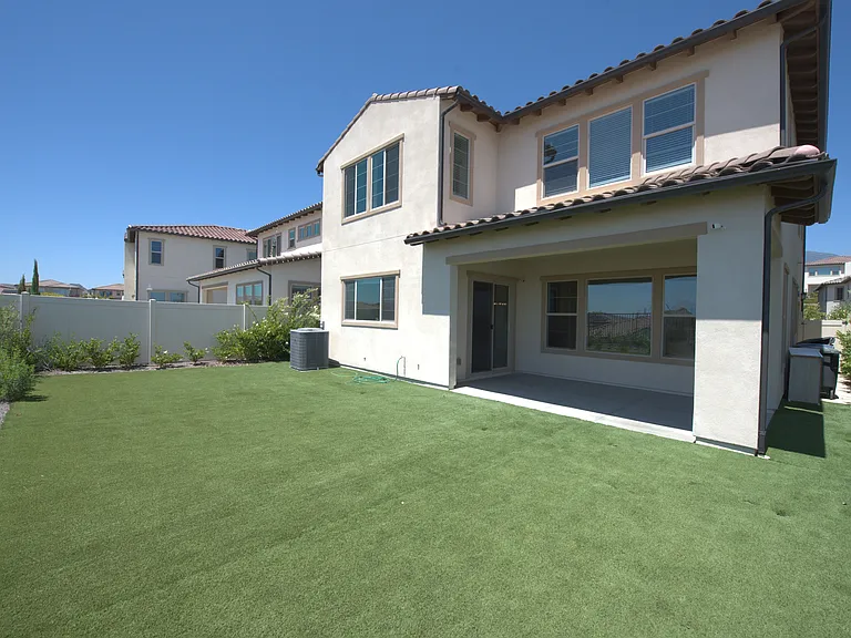 1812 Canyon Oaks Ln — Photo 7