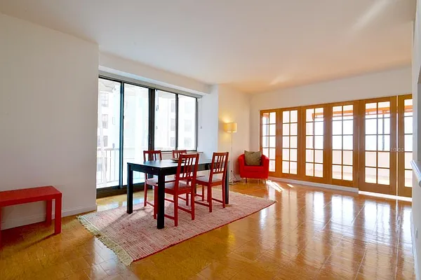 Rented by Corcoran | media 18