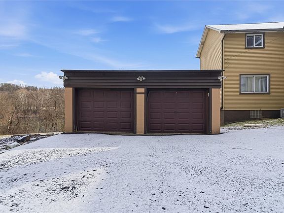 3rd image of 274 Walnut Ln