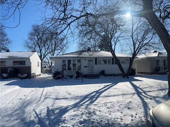 15712 Morning Star Ave, Maple Heights, OH 44137