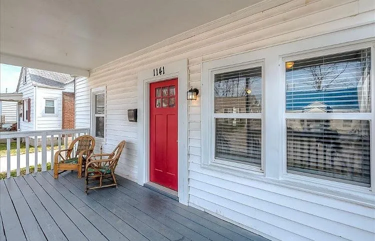 1141 Sparks Rd — Photo 11