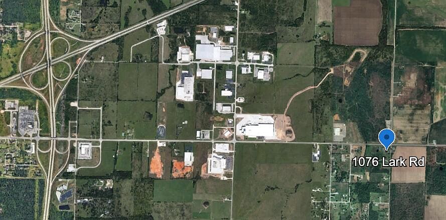 2nd image of 1076 Lark Road