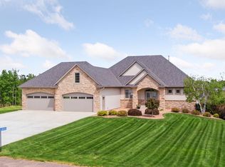 28703 Bayshore Dr NW, Isanti, MN 55040