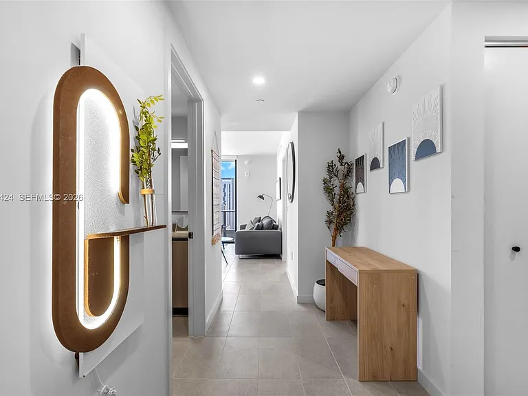 121 NE 5th St #2301 — Photo 3