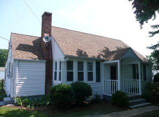 583 Indianfield Rd, Warsaw, VA 22572