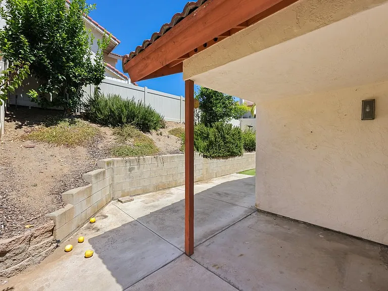 11920 Avenida Marcella — Photo 20