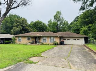 2440 Cleveland St, Paris, TX 75460