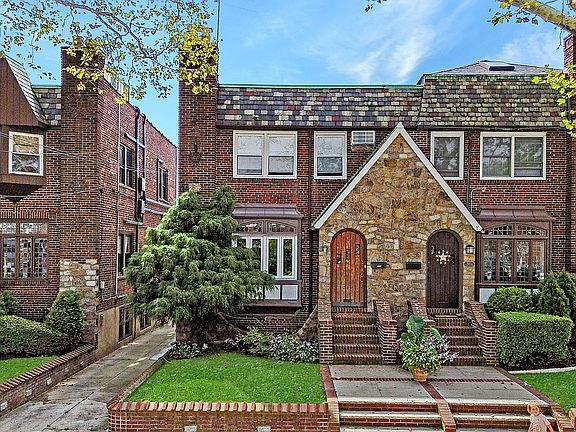 3rd image of 2958 Avenue S
