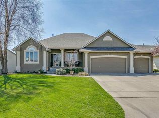 7611 W Shadow Lakes St, Wichita, KS 67205