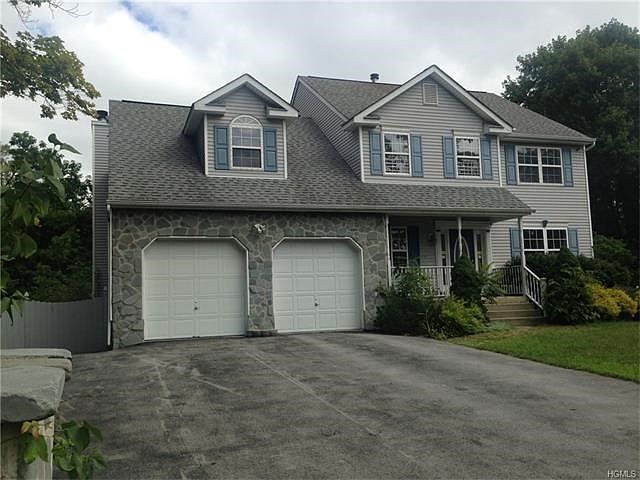 1st image of 1 Cobble Creek Dr