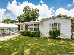 575 Overhill Dr, San Antonio, TX 78228