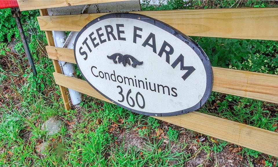 360 Steere Farm Rd Harrisville, RI, 02830 Apartments for Rent Zillow