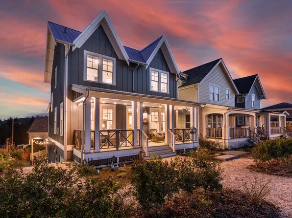 11 Horizon St, Pacific Beach, WA 98571