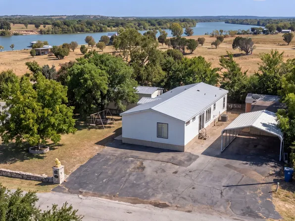 2453 S Valley Ridge Dr, Granbury, TX 76048