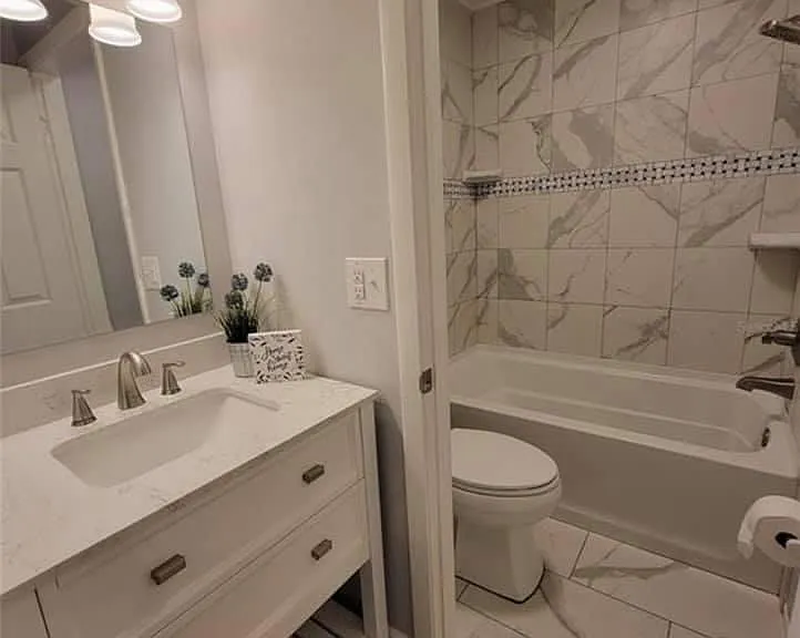1103 Cypress Gardens Blvd #203 — Photo 14