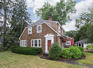 99 Main St, Ashaway, RI 02804