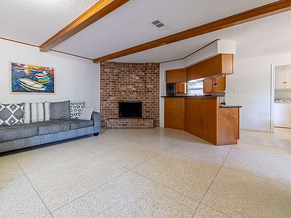 5th image of 5238 Loch Lomond Dr