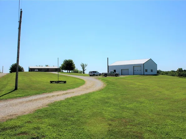 34345 Monroe Rd #690, Stoutsville, MO 65283