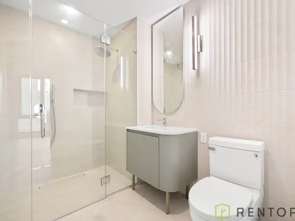 554 West 46th Street image 7 of 18