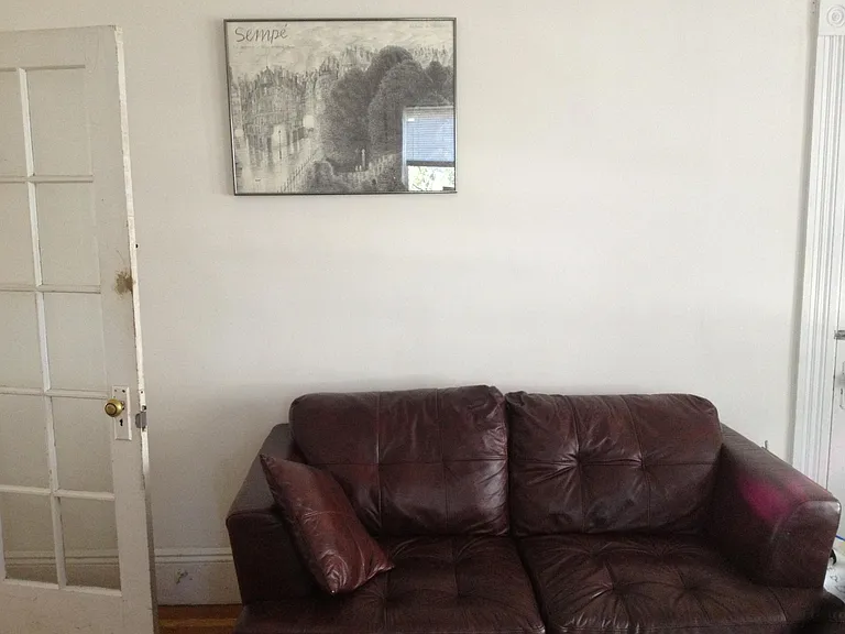 80 Linden St — Photo 6