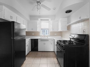 1456 W Irving Park Rd APT 3, Chicago, IL 60613