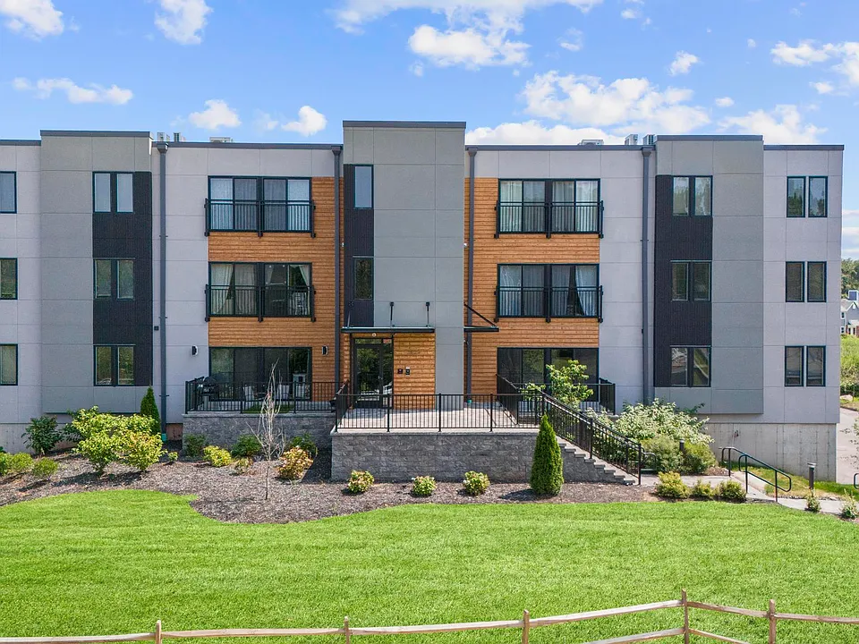 245 E Main St #5