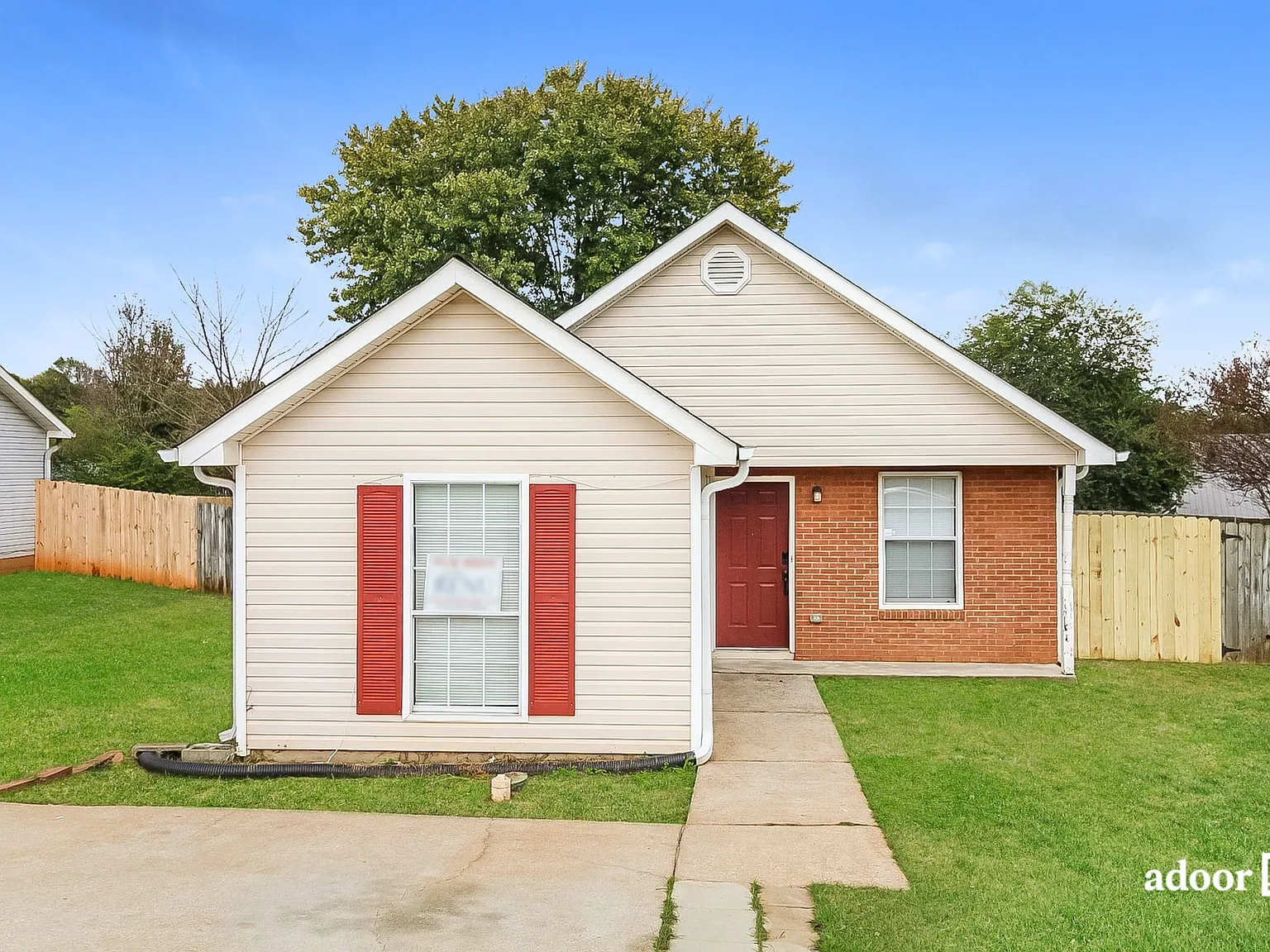 3 bed, 2.0 bath, 1146 sqft, $1,700 — Photo 1