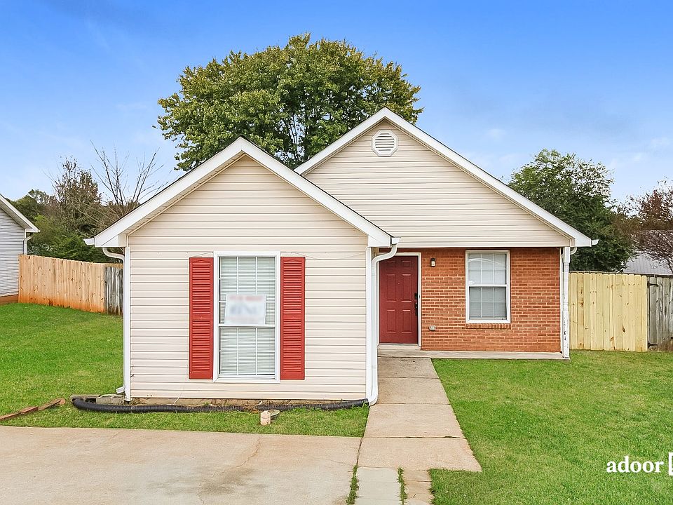 1st image of 406 Autumn Lake Ct