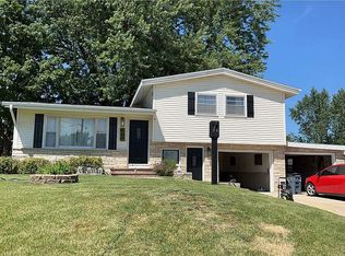 1004 E Main St, Anamosa, IA 52205