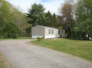 820 Cushing Rd, Cushing, ME 04563