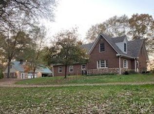 919 Arnold Bottoms Road, Comer, GA 30629