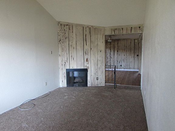 2nd image of 5714 Manzanita Ave