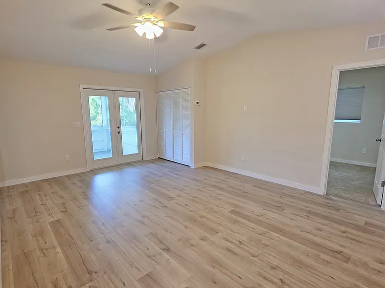 5325 Desoto Pl #B — Photo 11