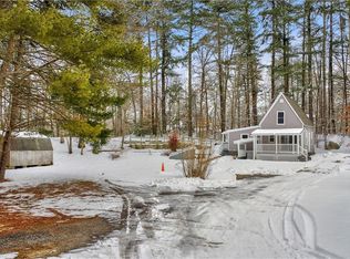 917 Putnam Pike, Glocester, RI 02814