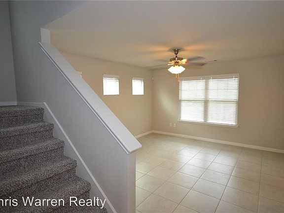 5th image of 332 S Brook Dr