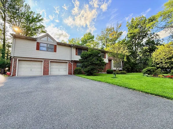 612 Floyd St, Englewood Cliffs, NJ 07632