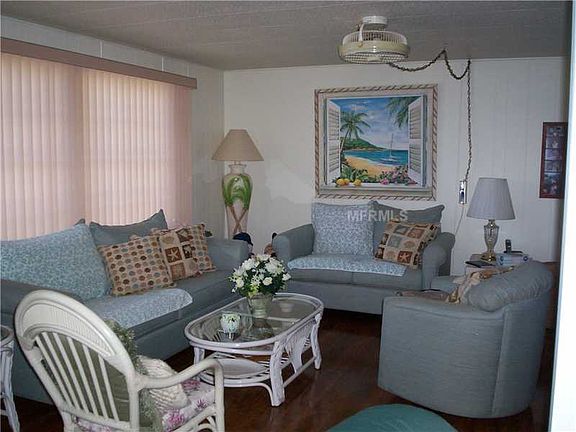 4th image of 10335 S Lake Dr