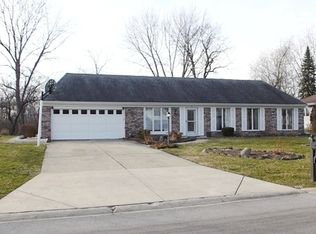31 Ashlawn Ave, Oswego, IL 60543