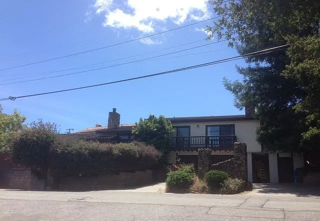 450 South Rd photo 1