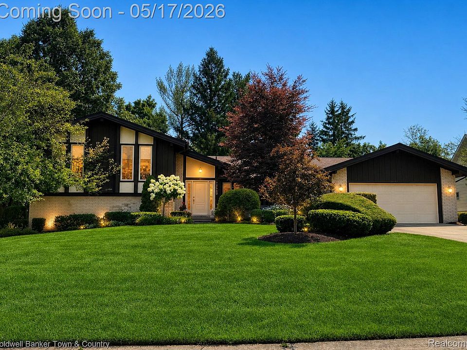 1st image of 31128 Applewood Ln